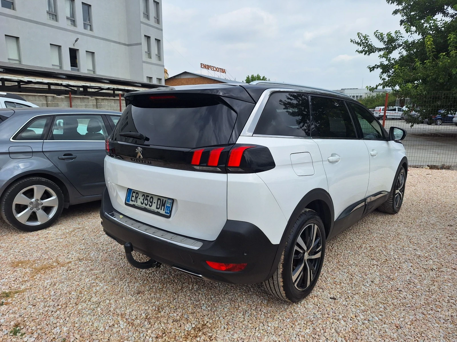 Peugeot 5008 1.6d* GT LINE/Автомат/Лед/Нави/6+ 1/Старт-Стоп/  - изображение 6