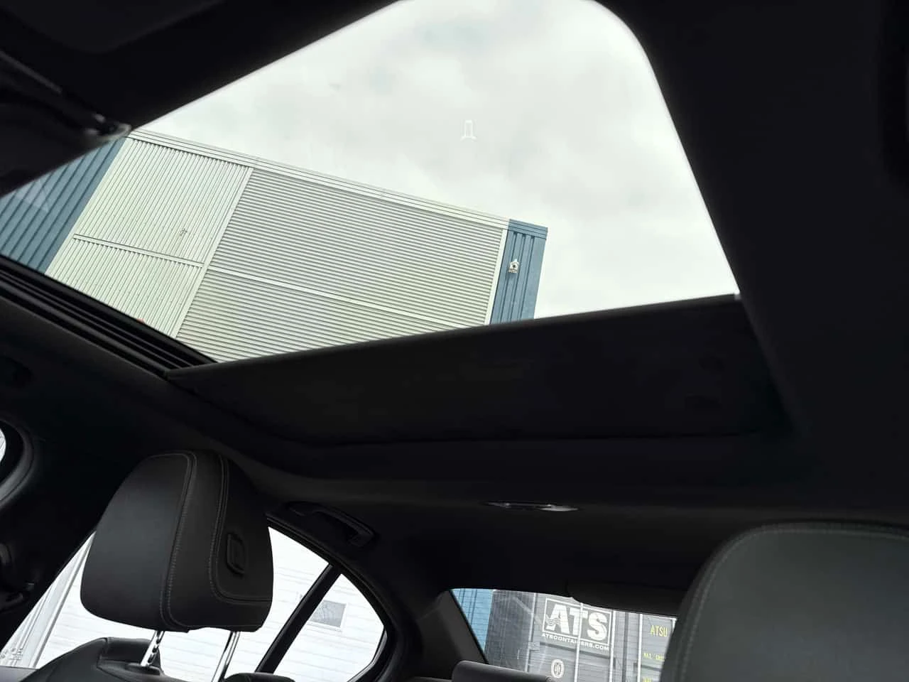 BMW 330 * xDrive * CARFAX * М ПАКЕТ * ПОДГРЕВИ * ШИБИДАХ, снимка 12 - Автомобили и джипове - 53783012