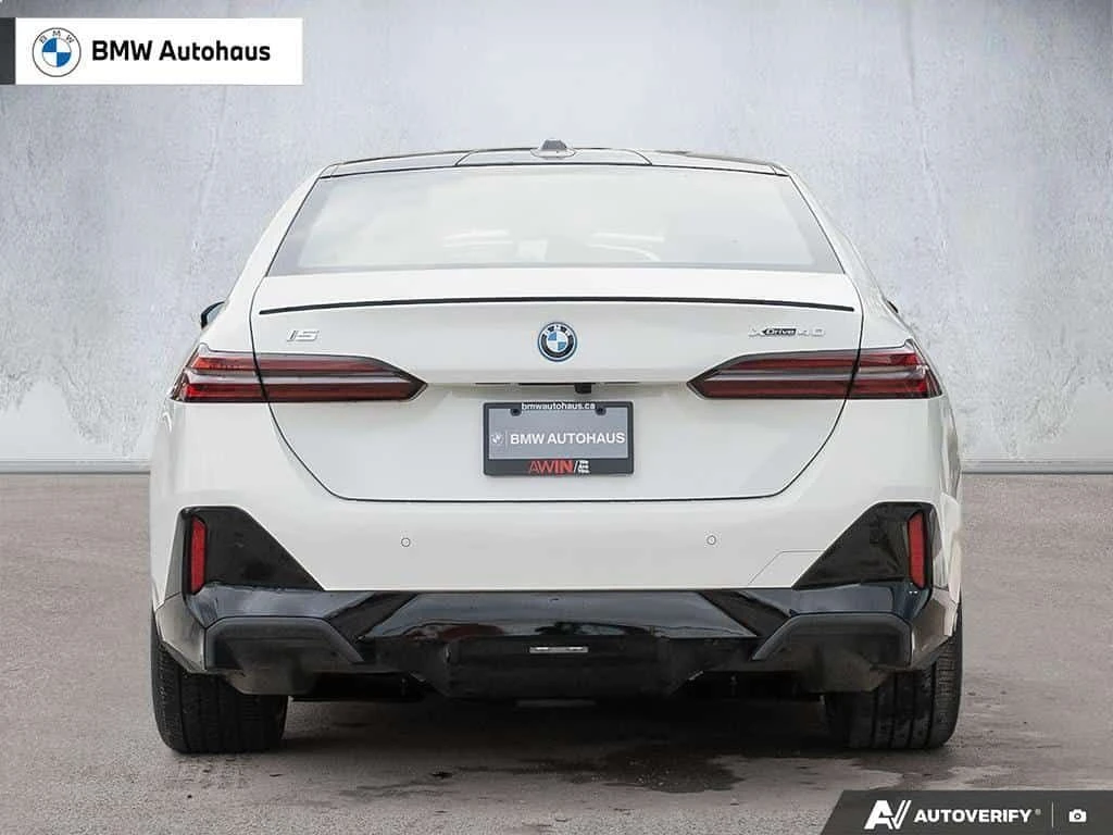 BMW i5 * xDrive40 PREM ESSENTIAL/ M SPORT PRO/ CPO * 360 - изображение 6