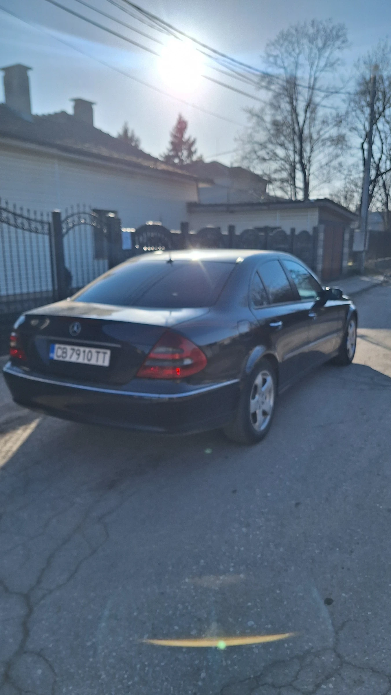 Mercedes-Benz E 220 CDI, снимка 3 - Автомобили и джипове - 53816463