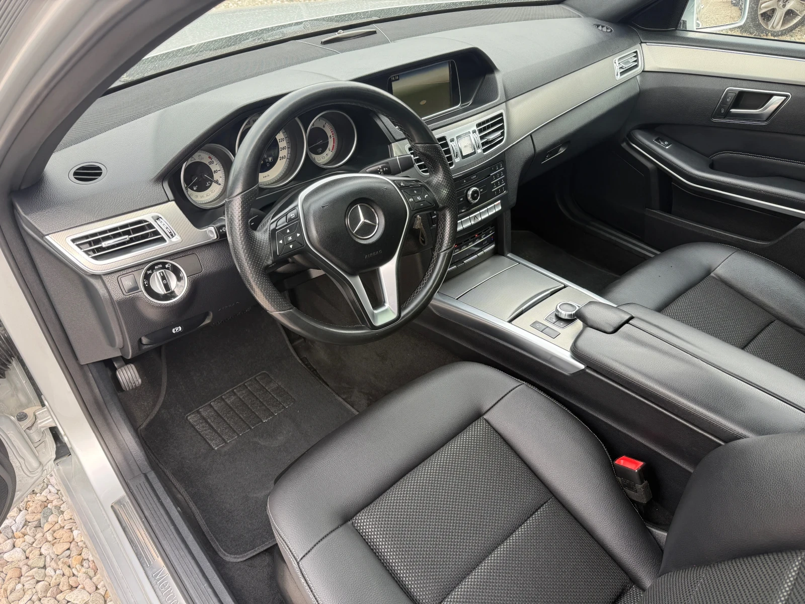 Mercedes-Benz E 350 3.5 D, снимка 8 - Автомобили и джипове - 53917196