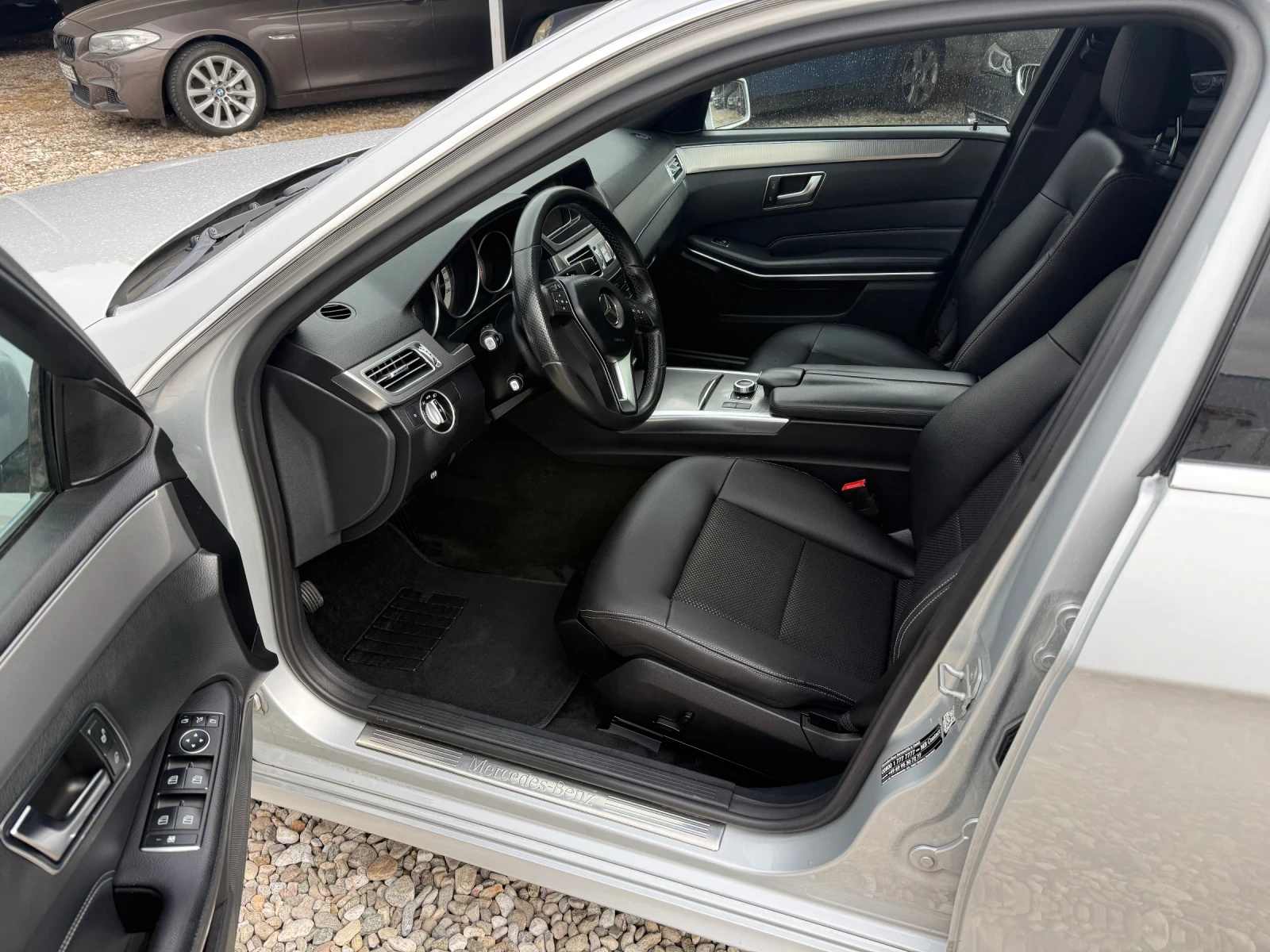 Mercedes-Benz E 350 3.5 D, снимка 7 - Автомобили и джипове - 53917196