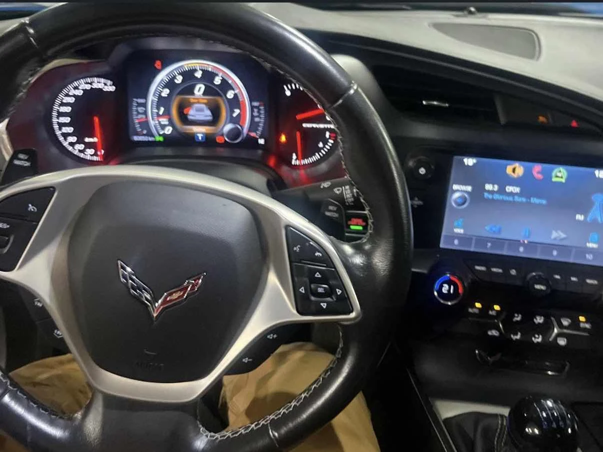 Chevrolet Corvette Stingray 1LT, снимка 7 - Автомобили и джипове - 53940612