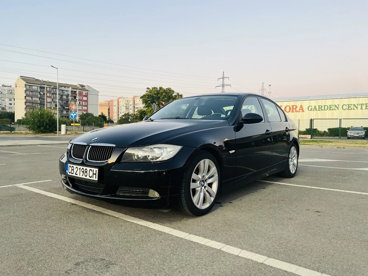 BMW 320, снимка 2 - Автомобили и джипове - 54908405