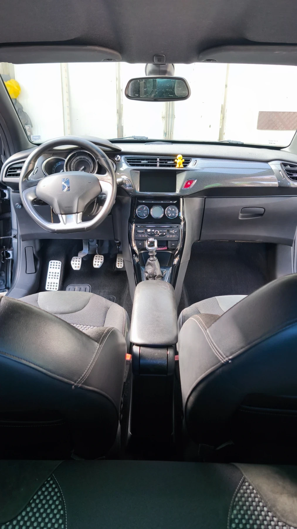 Citroen DS3, снимка 6 - Автомобили и джипове - 54909699