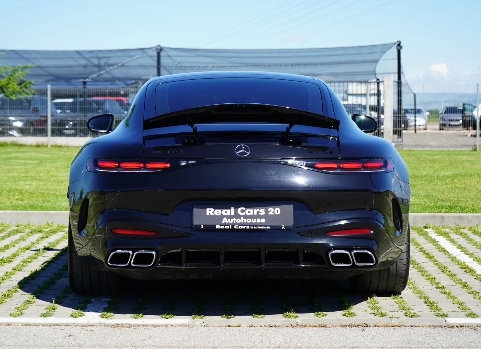 Mercedes-Benz AMG GT 63 4MATIC+ * DISTR* 360 CAM* BURM* MEMORY* KEYLESS, снимка 5 - Автомобили и джипове - 54909919