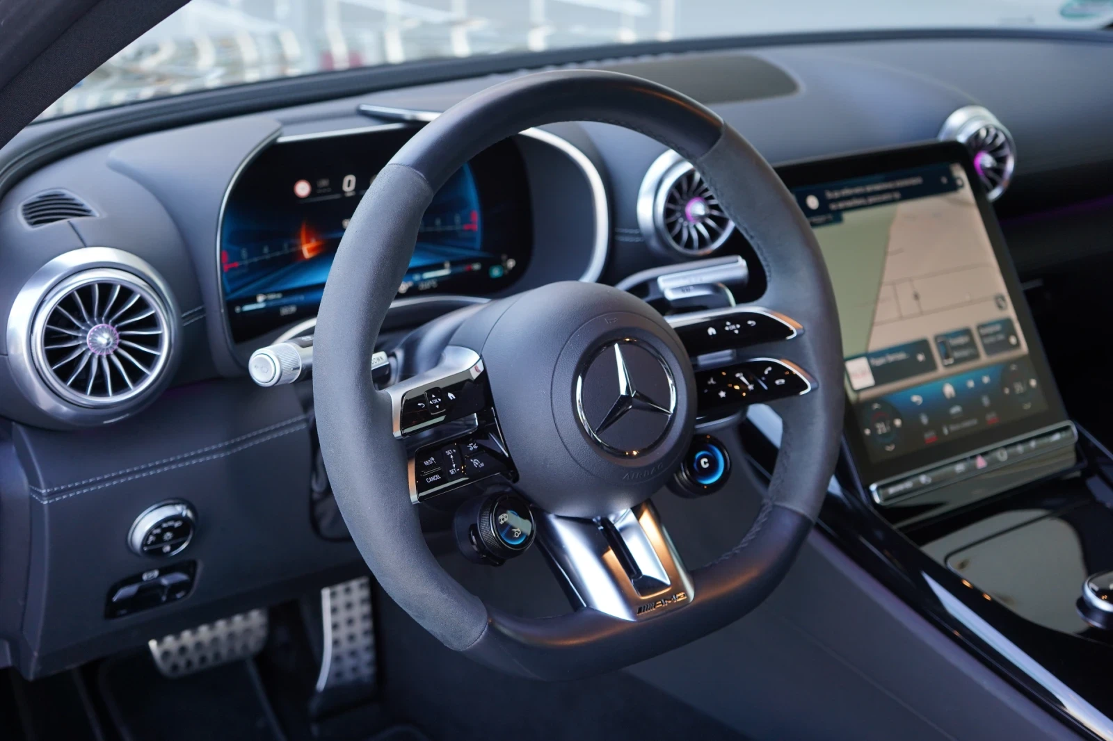 Mercedes-Benz AMG GT 63 4MATIC+ * DISTR* 360 CAM* BURM* MEMORY* KEYLESS, снимка 9 - Автомобили и джипове - 54909919