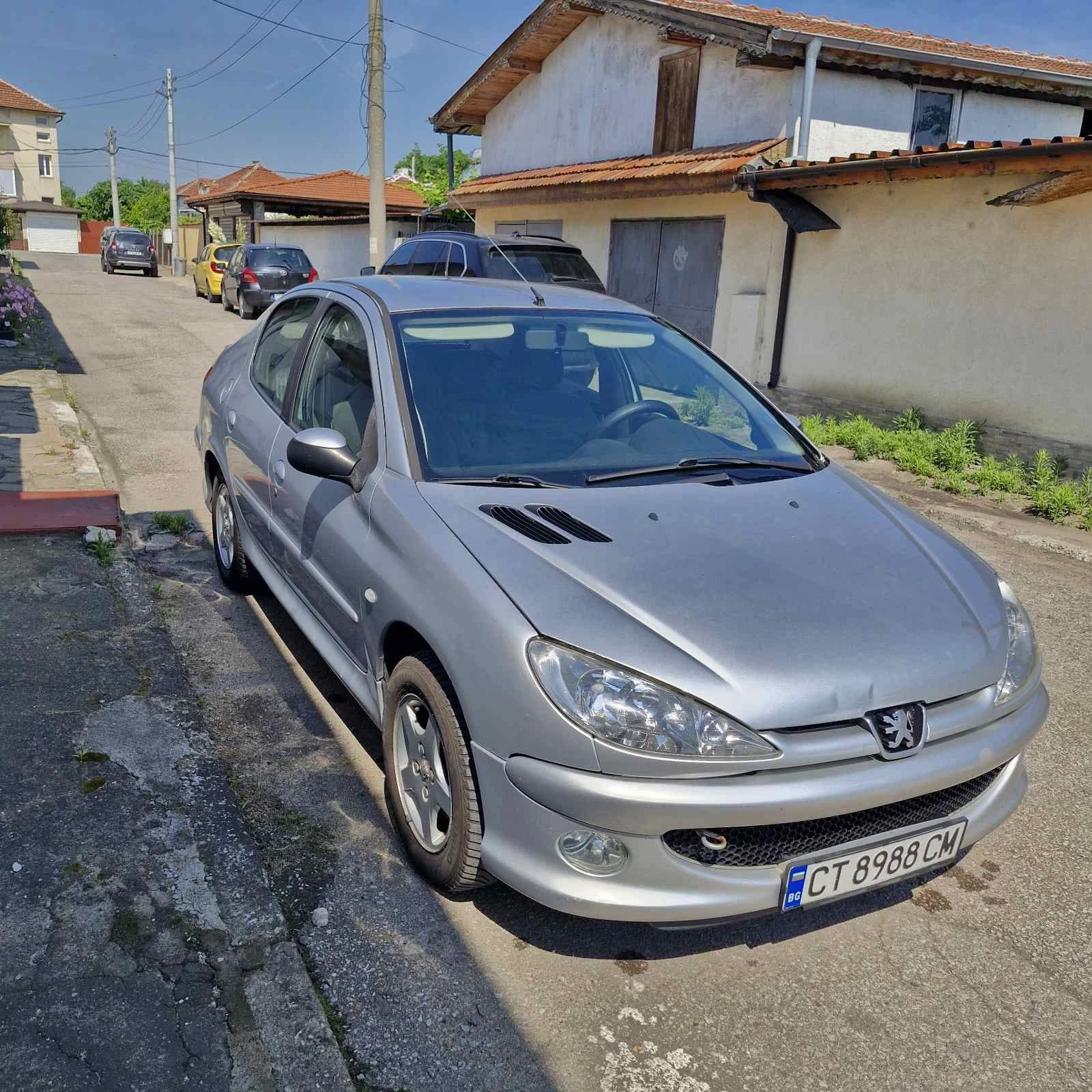 Peugeot 206, снимка 12 - Автомобили и джипове - 55299991