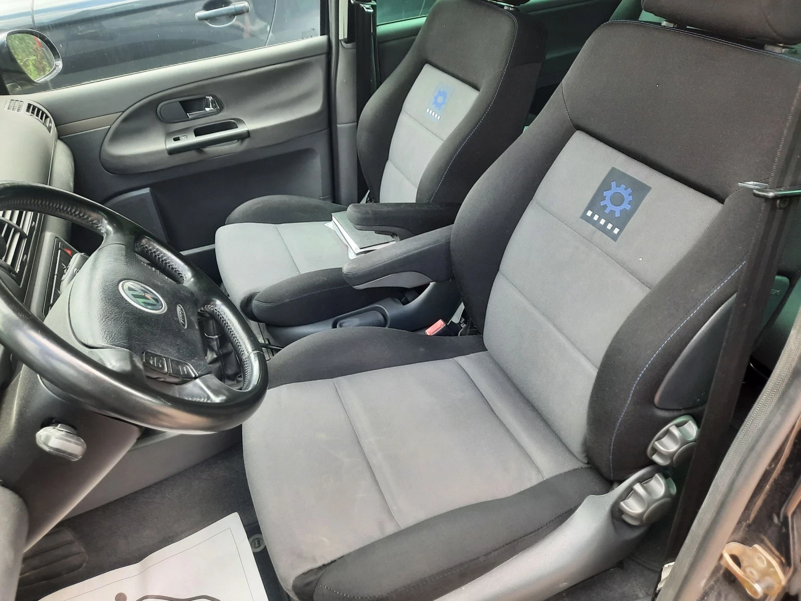 VW Sharan 1.8 i turbo, снимка 9 - Автомобили и джипове - 55435135