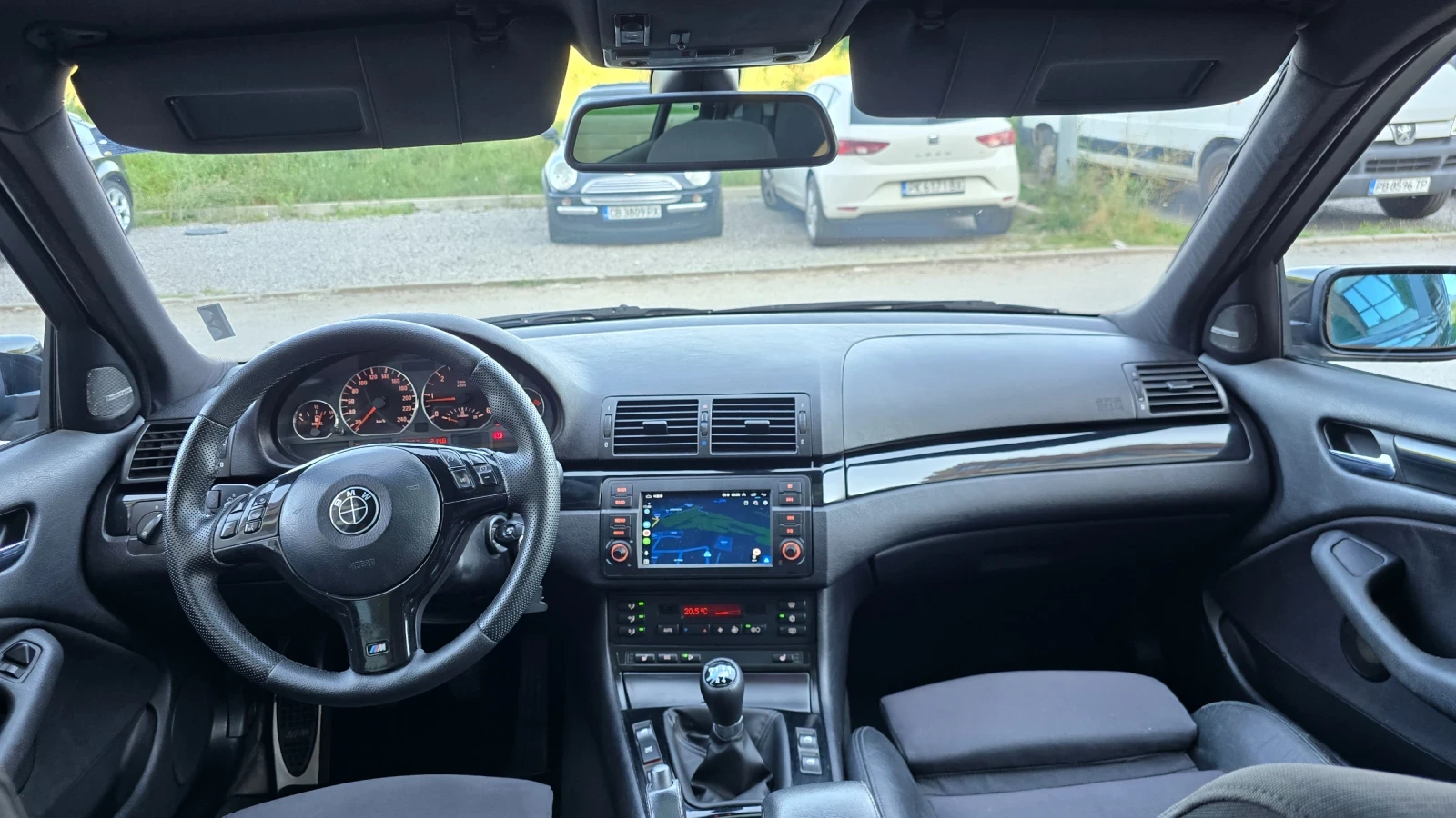 BMW 330 M-pack, снимка 9 - Автомобили и джипове - 55478920