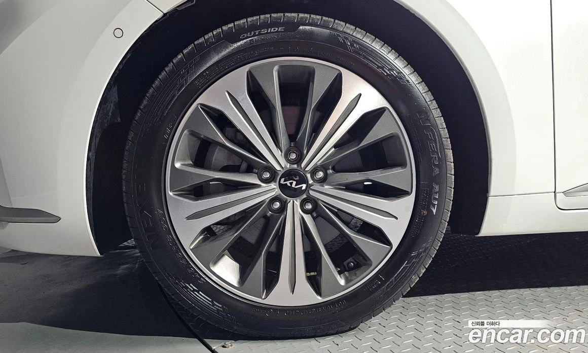 Kia K8 3.5 LPG 2WD Noblesse  * koreiskikoli.bg * , снимка 5 - Автомобили и джипове - 56213217