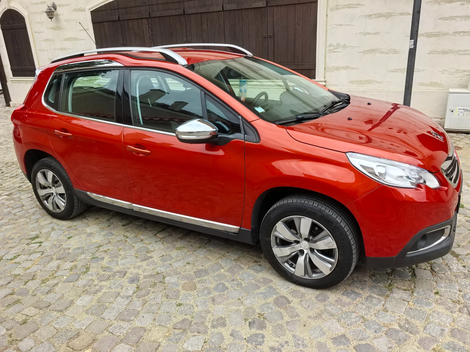 Peugeot 2008 1.6BLUEHDI 99kc , снимка 6 - Автомобили и джипове - 56238716