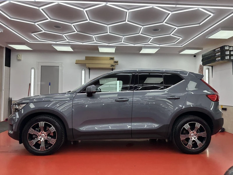 Volvo XC40 SUV INSCRIPTION D4 2.0L 190hp AT8 AWD, снимка 6 - Автомобили и джипове - 47689091