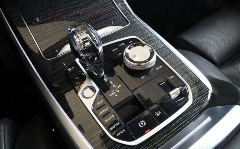 BMW X7 M50i xDrive, снимка 8 - Автомобили и джипове - 51419321