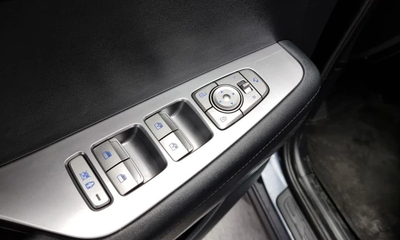 Hyundai Palisade Diesel 2.2 2WD Exclusive, снимка 14 - Автомобили и джипове - 52059001