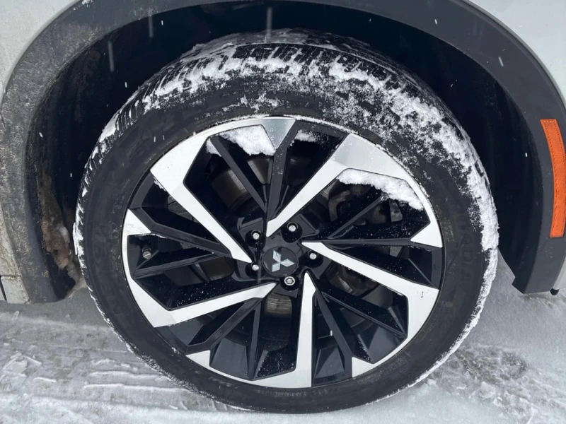 Mitsubishi Outlander * GT * CARFAX * БЕЗ ПЪРВОНАЧАЛНА ВНОСКА, снимка 7 - Автомобили и джипове - 52960071