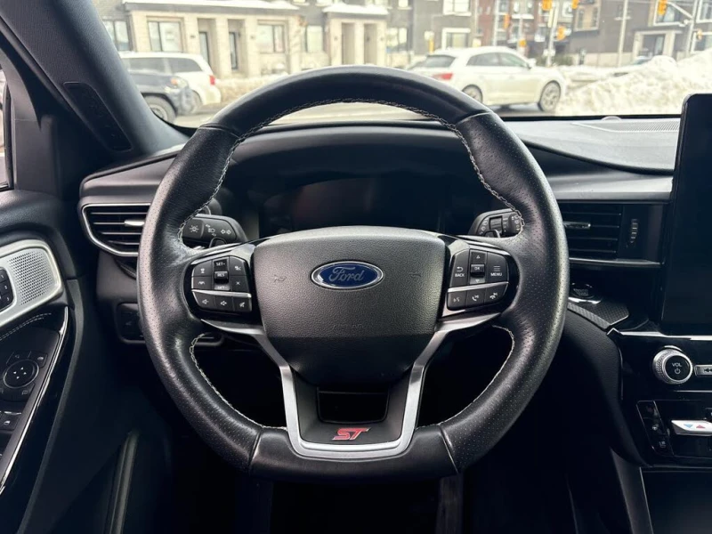 Ford Explorer ST* AWD* АвтоКредит* (ЦЕНА ДО БГ), снимка 10 - Автомобили и джипове - 53403736