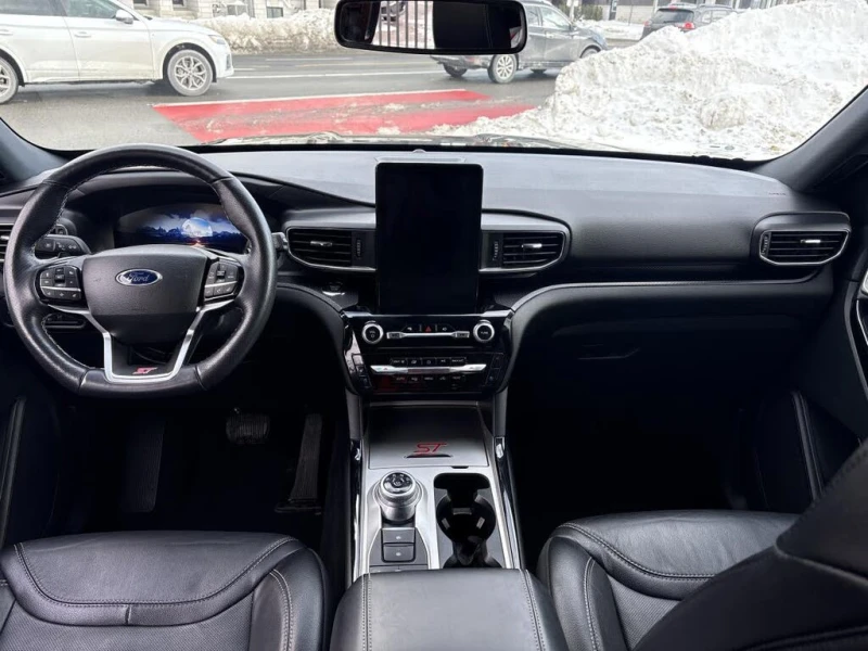 Ford Explorer ST* AWD* АвтоКредит* (ЦЕНА ДО БГ), снимка 8 - Автомобили и джипове - 53403736