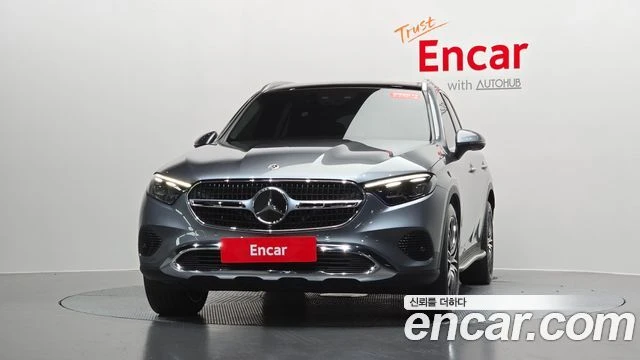 Mercedes-Benz GLC 220, снимка 3 - Автомобили и джипове - 56077598