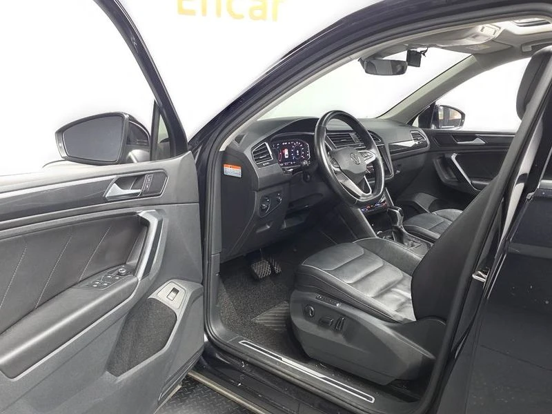 VW Tiguan 2.0 TDI Prestige| 140к.с., снимка 10 - Автомобили и джипове - 56309815