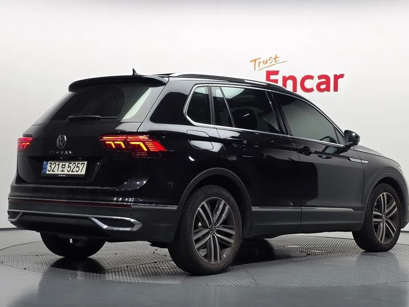 VW Tiguan 2.0 TDI Prestige| 140к.с., снимка 2 - Автомобили и джипове - 56309815