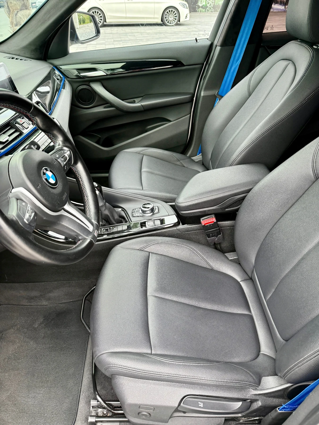 BMW X1 M-pacet X-drive - изображение 10