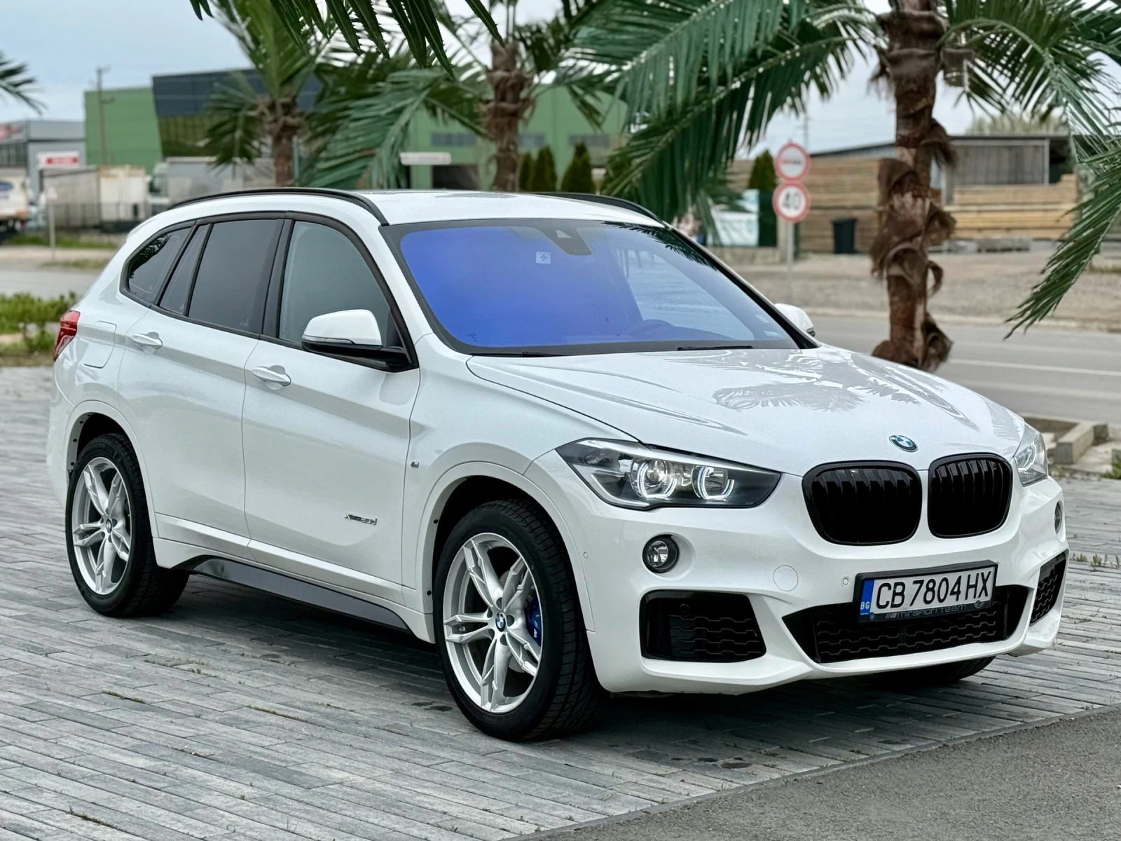 BMW X1 M-pacet X-drive - изображение 2