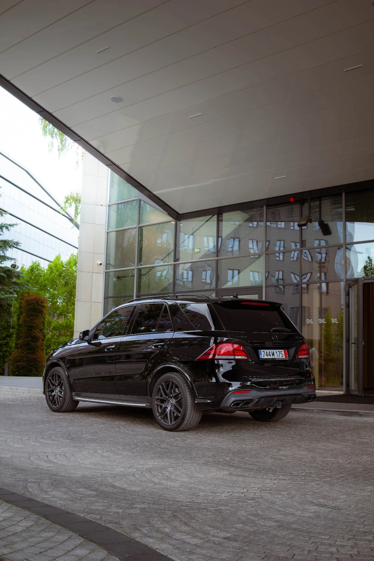 Mercedes-Benz GLE 63 S AMG  - изображение 4