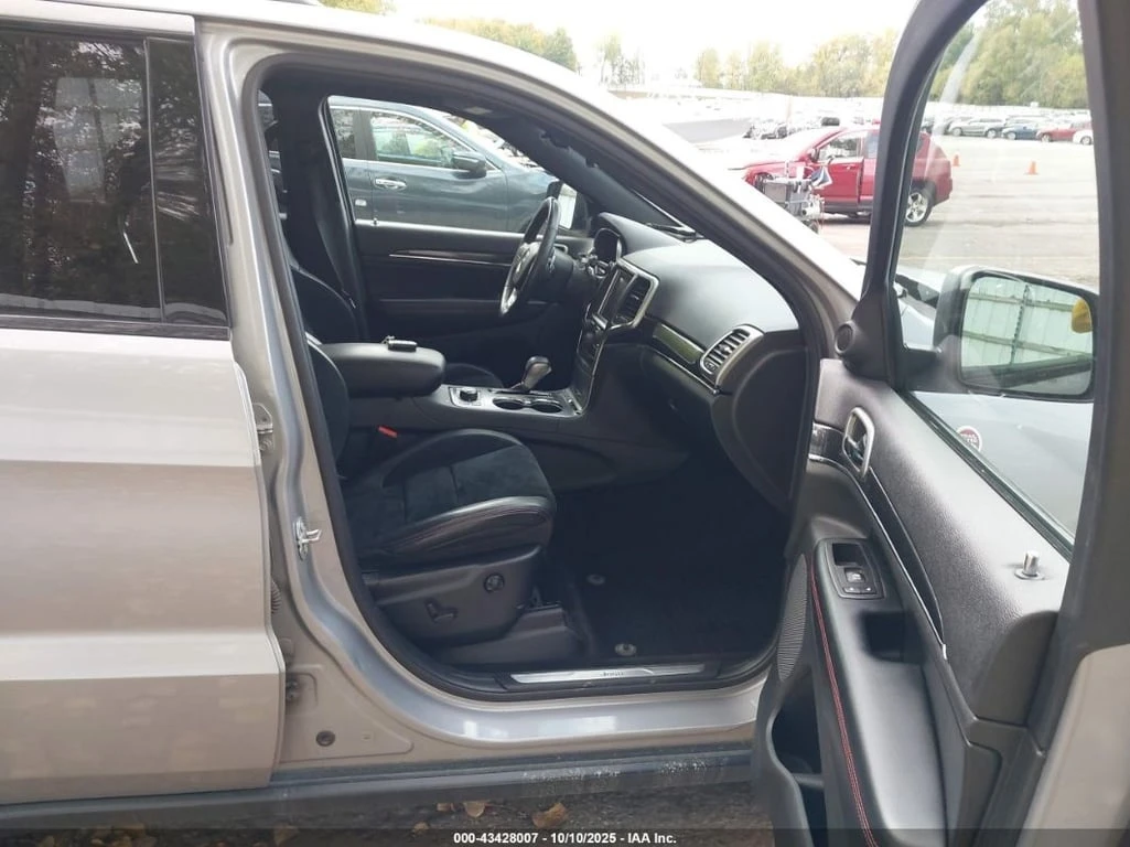 Jeep Grand cherokee * TRAILHAWK * CARFAX * БЕЗ ПЪРВОНАЧАЛНА ВНОСКА - изображение 5