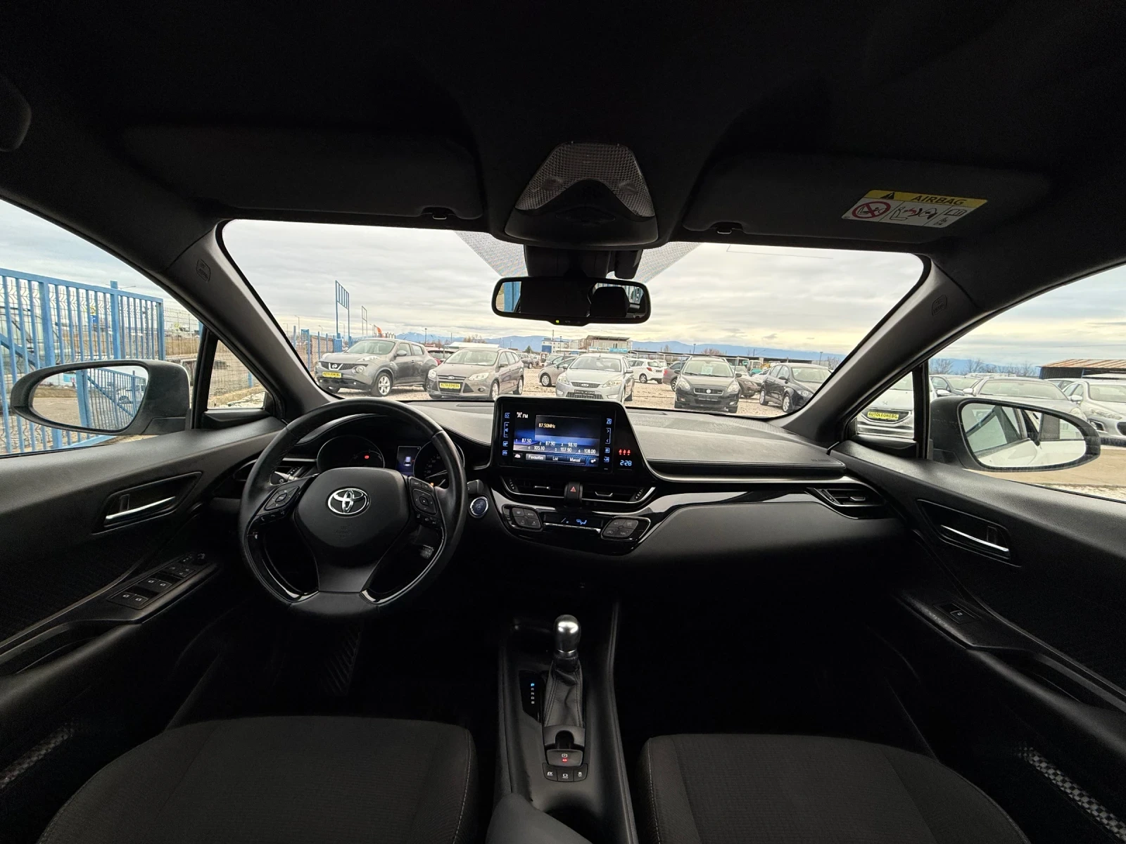 Toyota C-HR 1.8 HYBRID - изображение 9