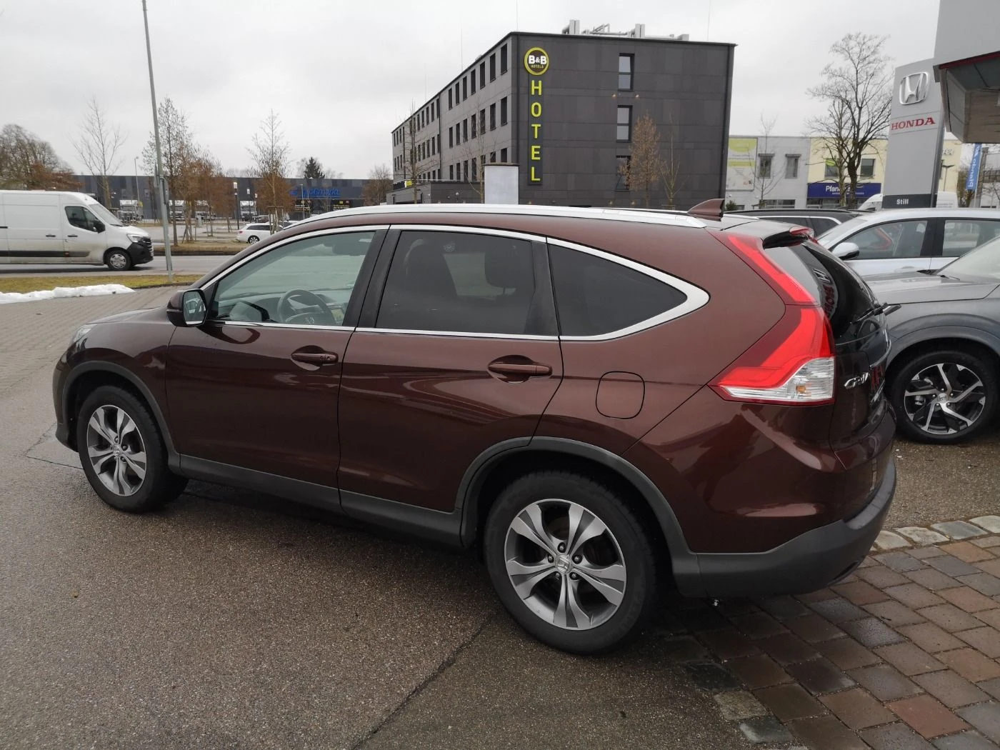 Honda Cr-v  Executive/4x4/Aut./Kam./Pano - изображение 4