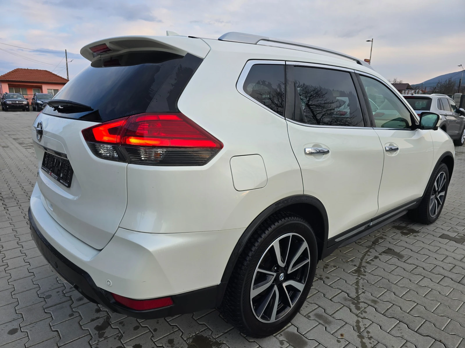 Nissan X-trail 1.6 DCI, Tekna, 360 камера, Подгрев, Bose!, снимка 3 - Автомобили и джипове - 53743003