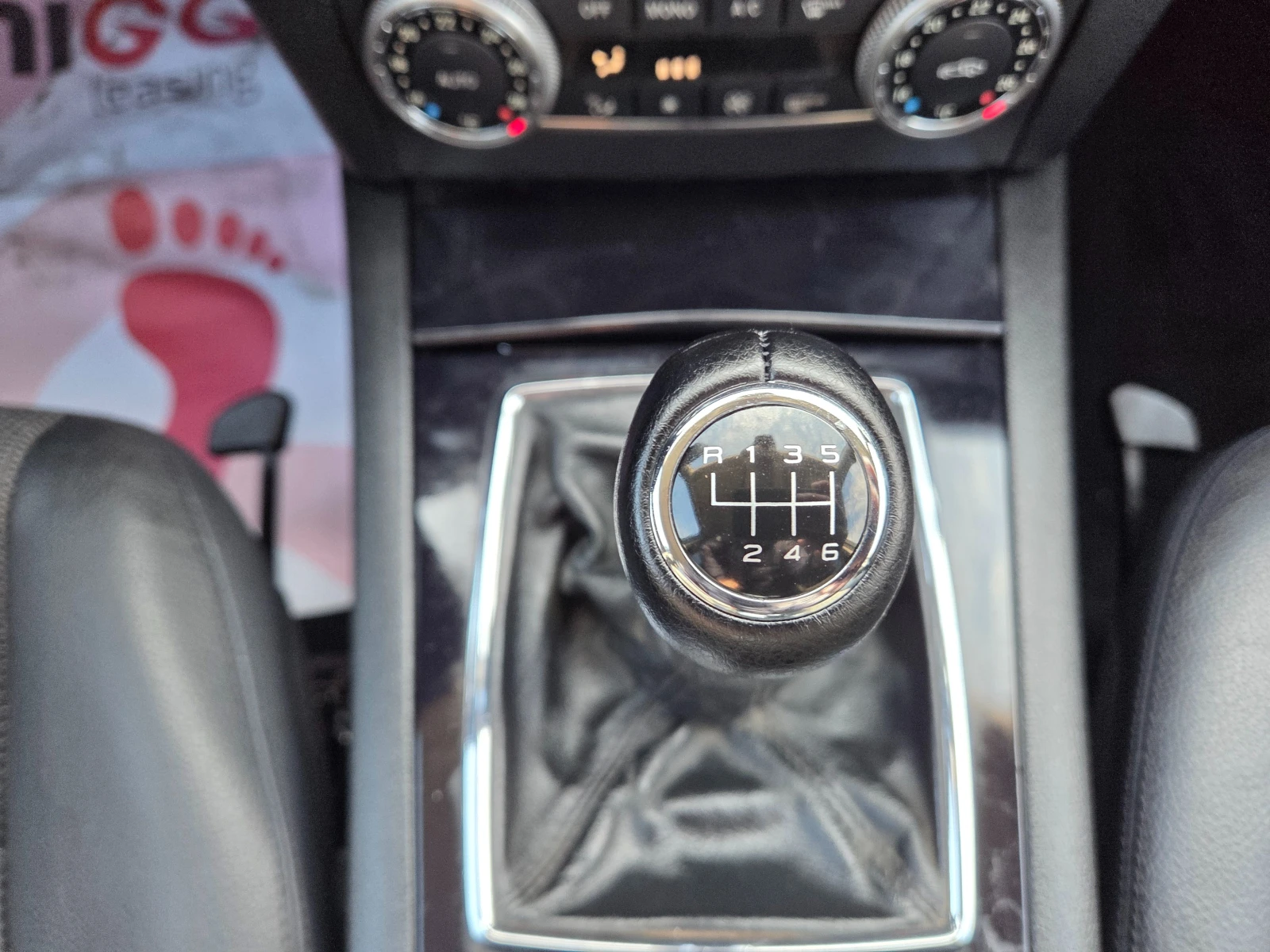 Mercedes-Benz GLK 220CDI кожа 6ск., снимка 12 - Автомобили и джипове - 53975460