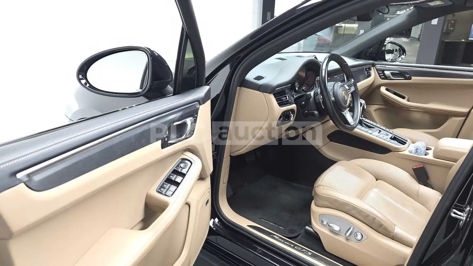 Porsche Macan GTS| SPORTCHRONO| | BOSE| PANO| , снимка 6 - Автомобили и джипове - 54045612