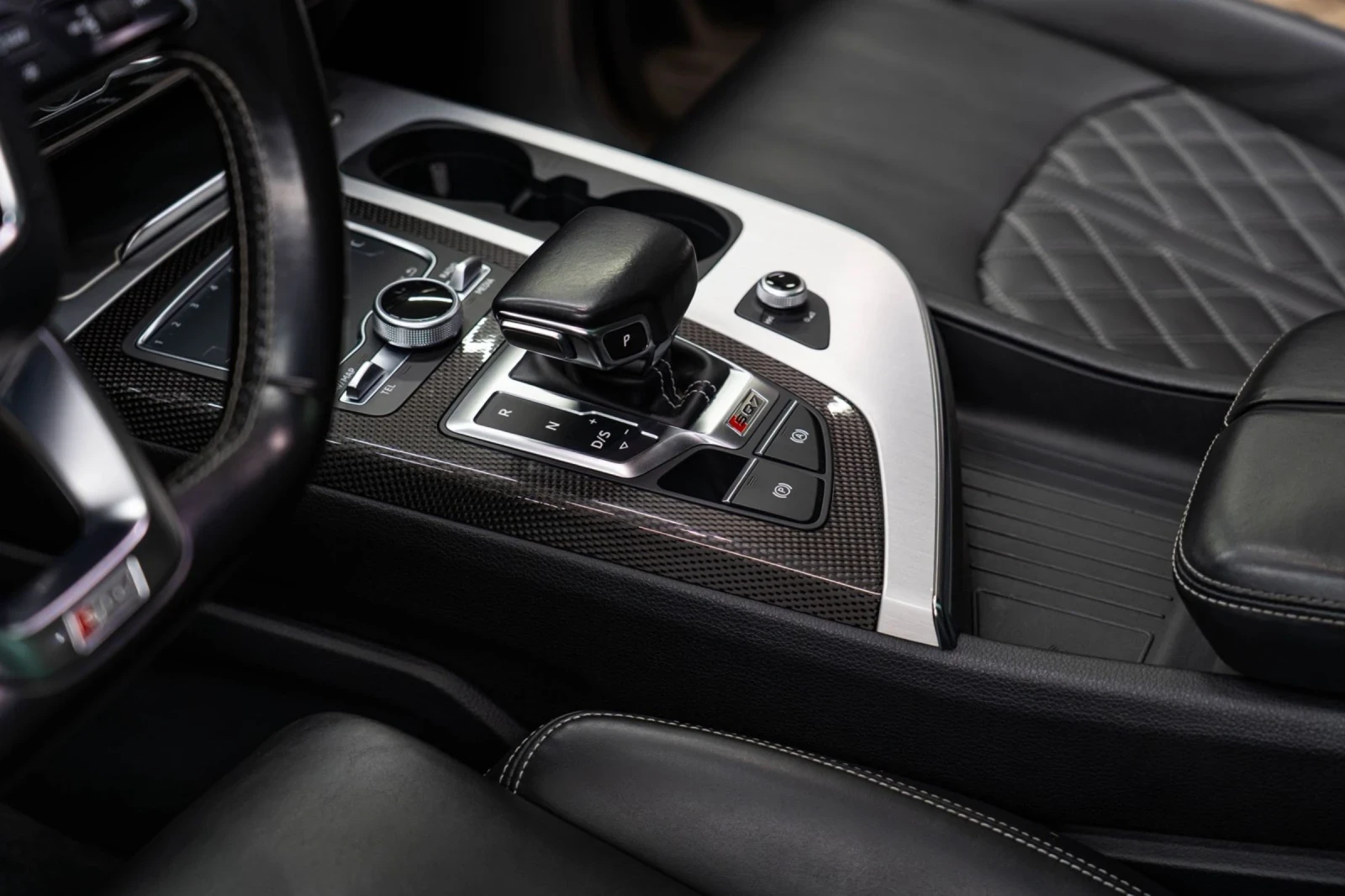 Audi SQ7, снимка 12 - Автомобили и джипове - 54511481