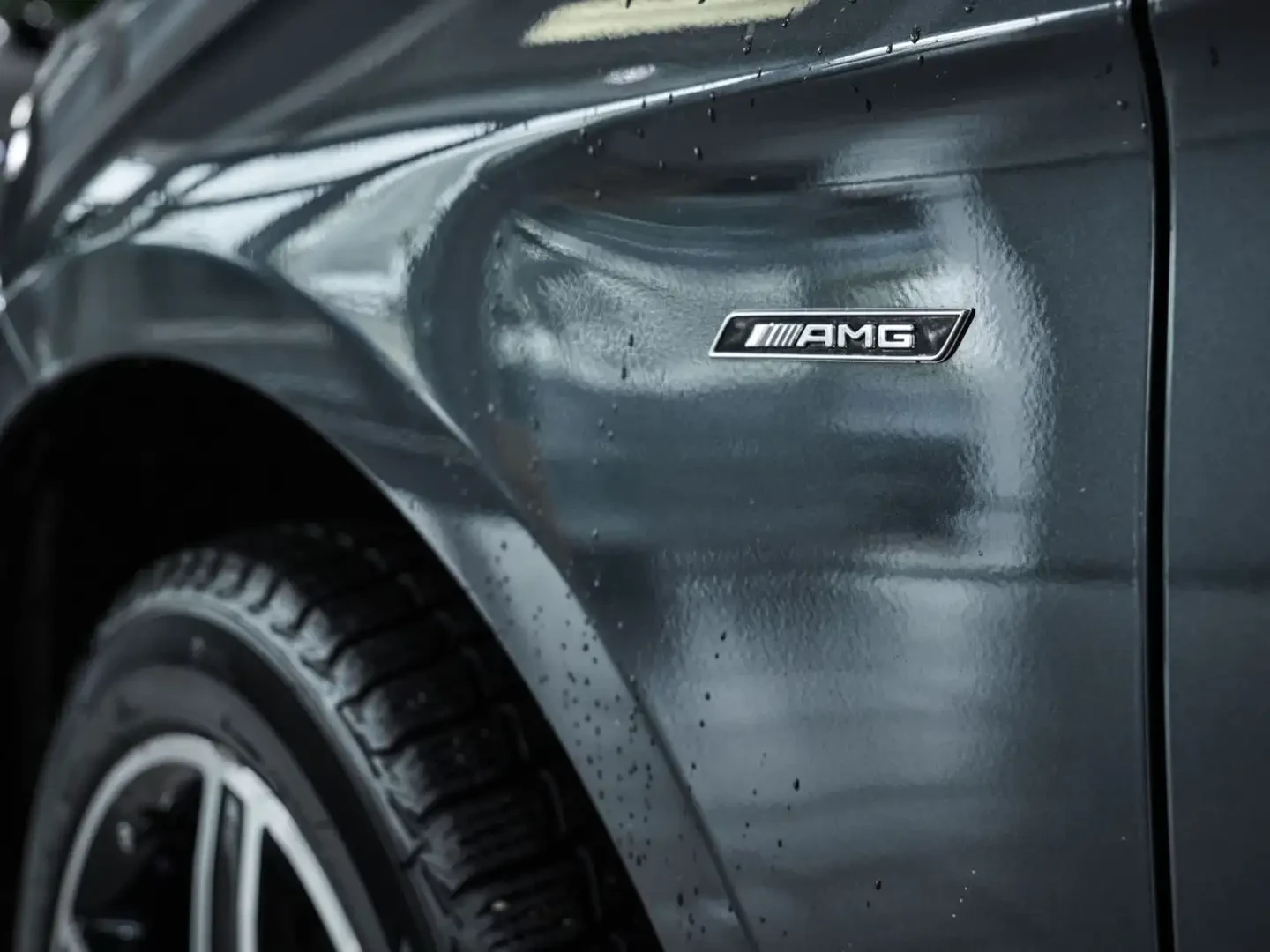 Mercedes-Benz GLE 450 AMG 4MATIC Sleek Grey, снимка 10 - Автомобили и джипове - 54887876