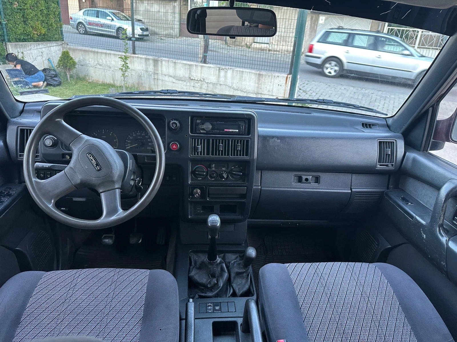 Isuzu Trooper Opel Monterey 3.1, снимка 11 - Автомобили и джипове - 55414814