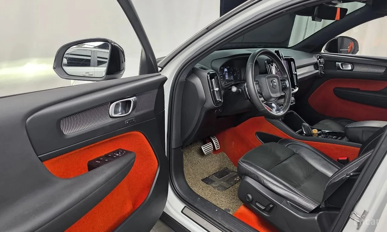 Volvo XC40 T4 R Design| �����| ��������| ���������| 2 �����|  | Mobile.bg � ����������� 10