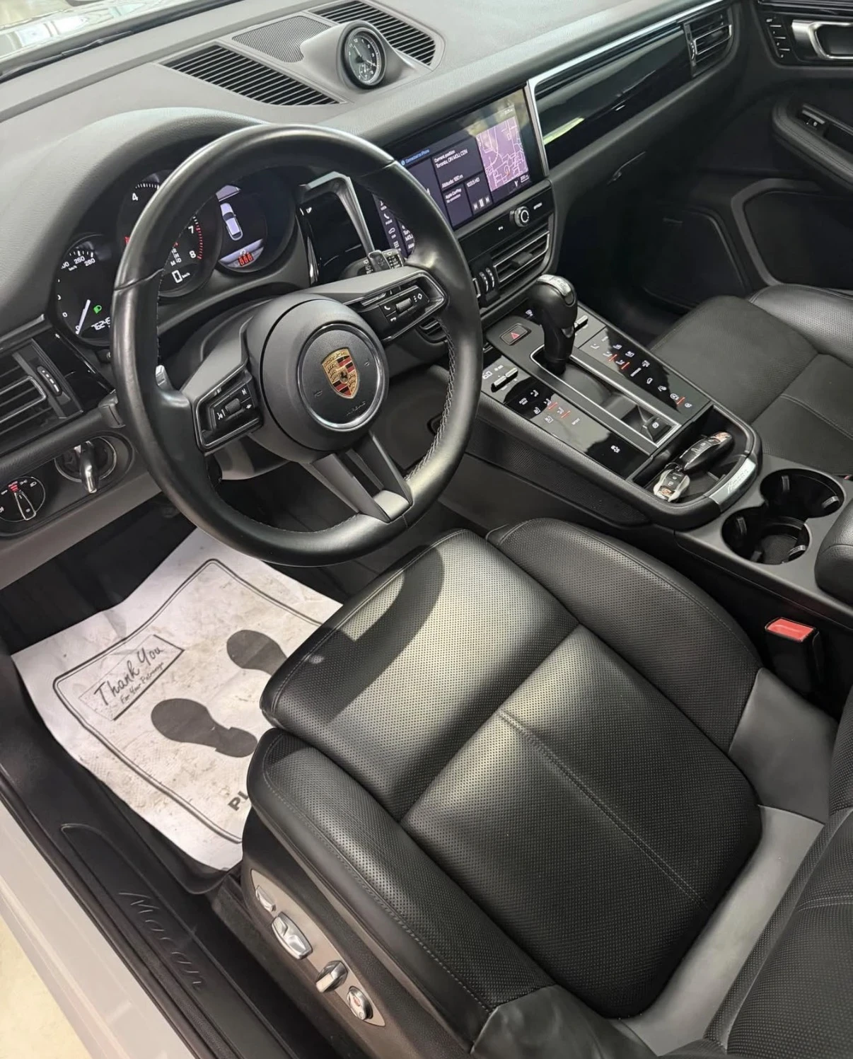 Porsche Macan 2.0T * 360 CAM * PREMIUM PLUS PKG * LANE ASSIST * , снимка 9 - Автомобили и джипове - 55978922