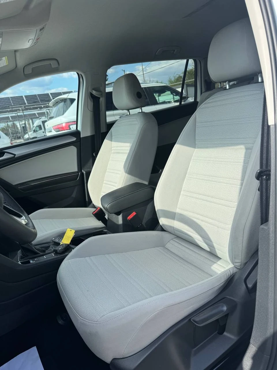 VW Tiguan 2.0TFSI* 7-МЕСТЕН* ЛИЗИНГ, снимка 13 - Автомобили и джипове - 56251262