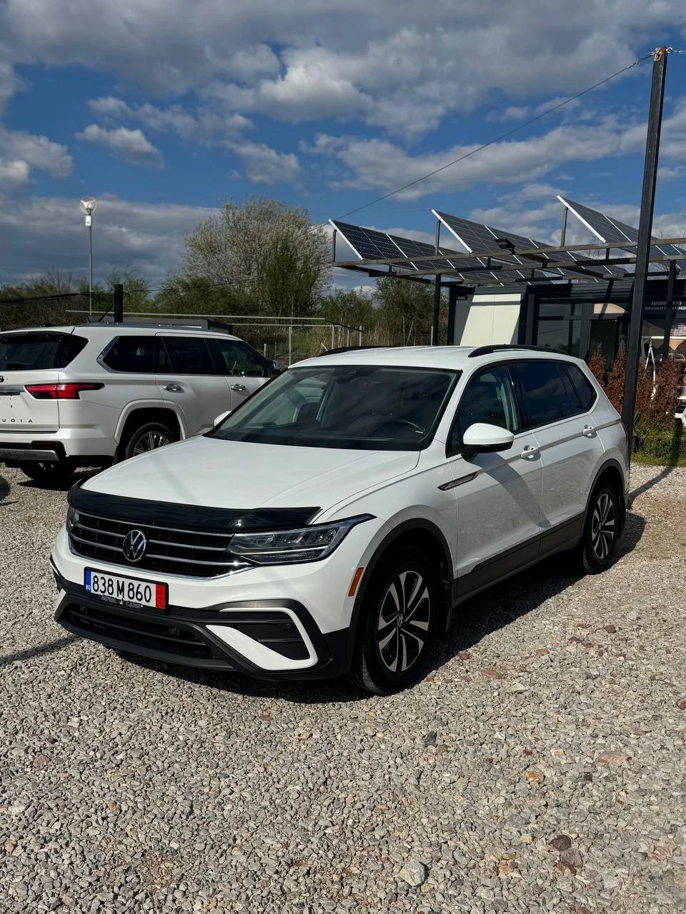 VW Tiguan 2.0TFSI* 7-МЕСТЕН* ЛИЗИНГ, снимка 8 - Автомобили и джипове - 56251262