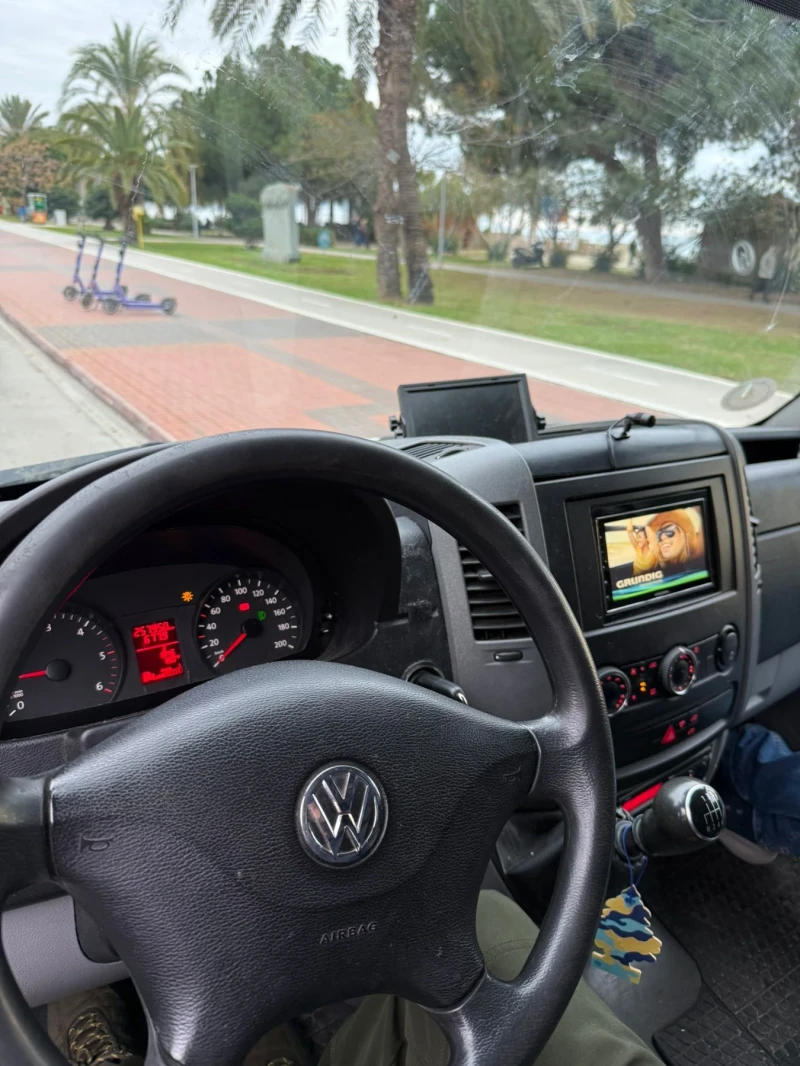 VW Crafter, снимка 4 - Бусове и автобуси - 52966699