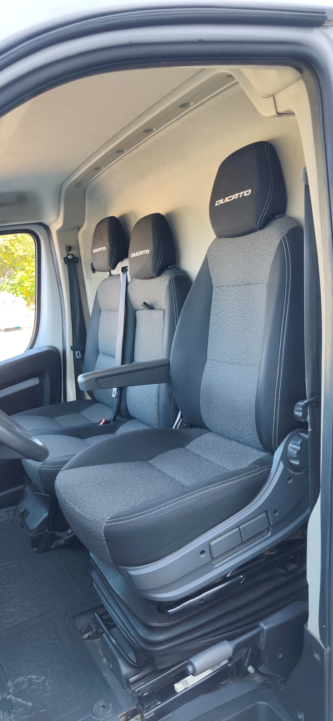 Fiat Ducato 2.3 Multijet 180к.с* Камера* Автопилот* 2 страничн, снимка 12 - Бусове и автобуси - 55574558