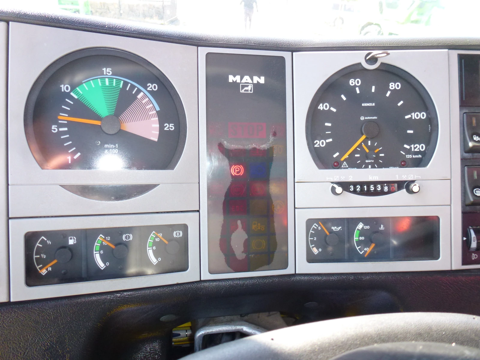 Man Fe 6�4 ���� 3 | Mobile.bg � ����������� 15