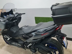 Yamaha T-max 560, снимка 3