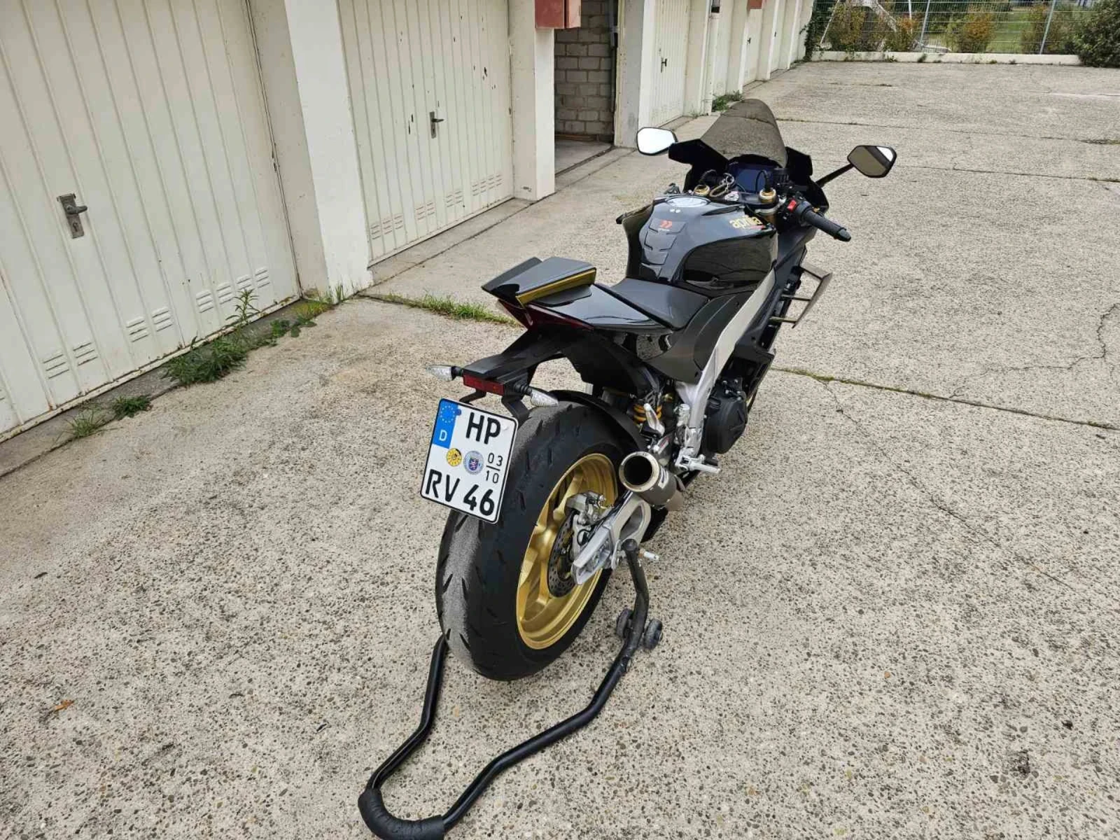 Aprilia RSV4 1100 - изображение 6