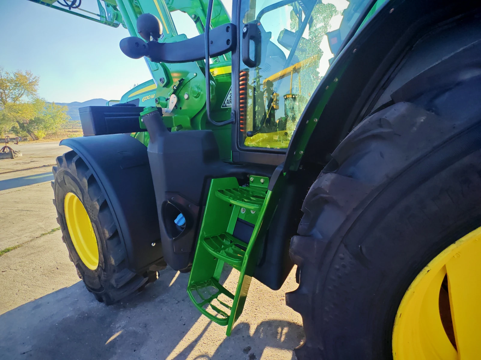 Трактор John Deere 6130 M лизинг с първоначална вноска 20 % - изображение 7