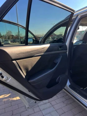 Toyota Avensis, снимка 9