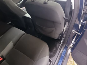 Ford Focus 1.6, снимка 9