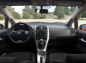 Toyota Auris, снимка 9